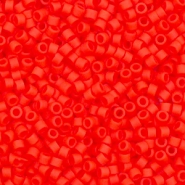 Miyuki kralen delica's 11/0 Opaque matte vermillion red DB-757