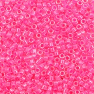 Miyuki kralen delica's 11/0 Luminous wild strawberry pink DB-2035
