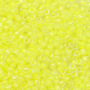 Miyuki kralen delica's 11/0 Luminous lime aid yellow DB-2031