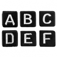 Letterkralen van acryl mix Zwart-wit