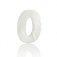 Schelp hangers specials letter O White (natuurlijke kleur)