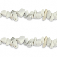 Chip stone kralen White