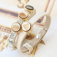 Inspiratiesets Natuurlijke sieraden met houten cabochons