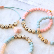 Inspiratiesets Macramé armbandjes met letterkralen