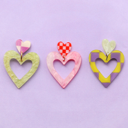Inspiratiesets Mix en match resin hangers en roestvrij stalen bedels in hartvorm
