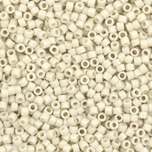 Miyuki kralen delica's 11/0 Opaque luster linen beige DB-261