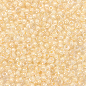 Miyuki rocailles 11/0 Fancy lined ivory 11-2215