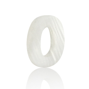 Schelp hangers specials letter O White (natuurlijke kleur)