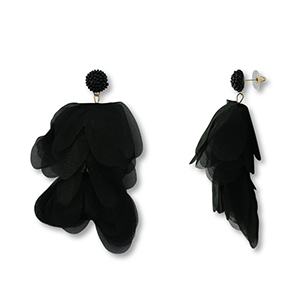 Trendy oorbellen/oorstekers chiffon bloem Black-gold