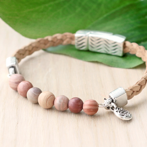 Sieraden van natuursteenkralen & half edelsteen met een natuurlijke uitstraling