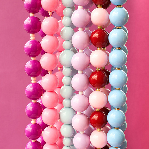 Maak een trendy sieradencollectie met ronde acryl kralen