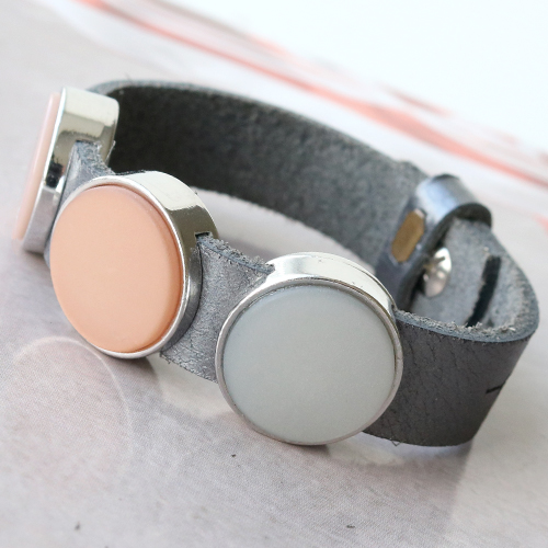 Metallic Cuoio armbanden en armbanden van DQ leer voor de feestdagen 