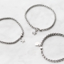 Kettingen en armbanden van gekleurd ball chain, stainless steel (RVS) jasseron en metal style wire 