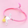 Armbandjes in felle kleurtjes met leuke zomerse bedels van RVS