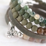 Maak armbandjes met onze nieuwe natuursteen kralen met een natuurlijke look