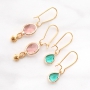Subtiele sieraden met nieuwe crystal glas hangers in trendkleuren 