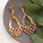 Zelf oorbellen en armbandjes maken van nieuwe resin hangers & elastisch lint met snake print