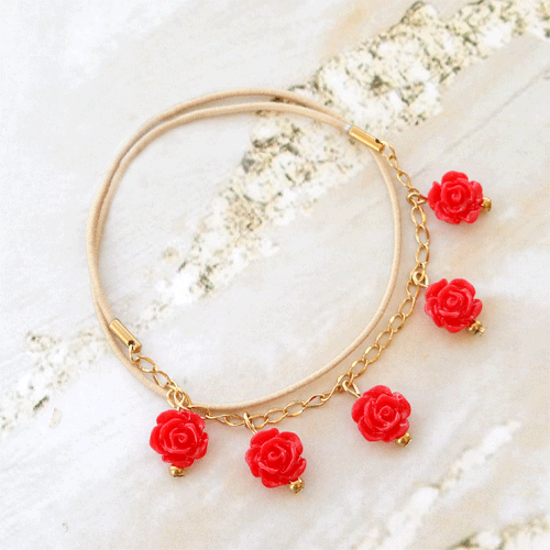 Leuke armbandjes en ringen maken met de nieuwe roosjes kralen: