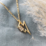Deze trendy sieraden maak je met de nieuwste slot hangers: 