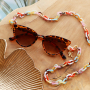Ontwerp fashion statement sieraden en accesoires met de populaire acrylic chains 