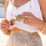 Trendy zomerse sieraden cre&euml;ren met schelp kralen, glaskralen en nog veel meer leuke items! 