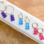 Inspiratie voor het maken van kleurrijke sieraden met gummy bear hangers