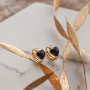 Combineer deze kleurrijke ringen en oorbellen met handgemaakte sieraden