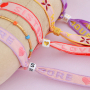 Gebruik dit mooie lint voor je armbanden collectie