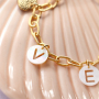 Get creative met schelp hangers en kralen