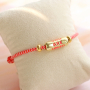 Eyecatching sieraden met brass metalen bedels en kralen