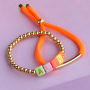 Sieraden cre&euml;ren met neon trend items