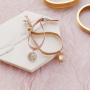 Aan de slag met bangle armbanden en elastisch lint