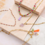 Sieraden inspiratie met kleurrijke Resin Mano fico hangers