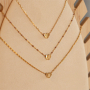 Zo ontwerp je kettingen en armbanden met letterkralen