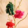 Cre&euml;er een unieke look met bloemen oorbellen