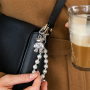 Ontwerp opvallende accessoires met statement hangers