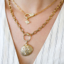 Ontwerp trendy sieraden met brass TQ metaal bedels en sloten