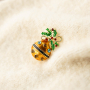 Mix & match met statement broches