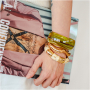 Combineer resin armbanden met metalen armbanden