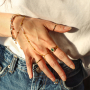 Trendy handkettingen voor je collectie