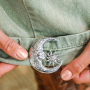 Mix & match met statement broches