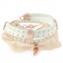 Mooie sieraden gemaakt met imi su&egrave;de leer met studs