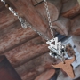 Schitterende sieraden met onze leuke DQ leren buffel kop hangers in een nieuwe kleinere maat!