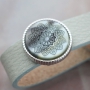 Maak hippe armbanden en sleutelhangers van Cuoio met onze leuke cabochon&rsquo;s van Polaris Elements
