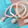 Maak mega trendy sieraden in een hippe look met onze Houten cabochons!