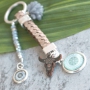 Maak opvallande sleutelhangers met DQ leer in diverse prints en onze schitterende cabochons basic met Mandala design.