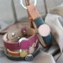 De najaar trends van Cuoio zijn gearriveerd, stel de leukste armbanden en sleutelhangers samen!