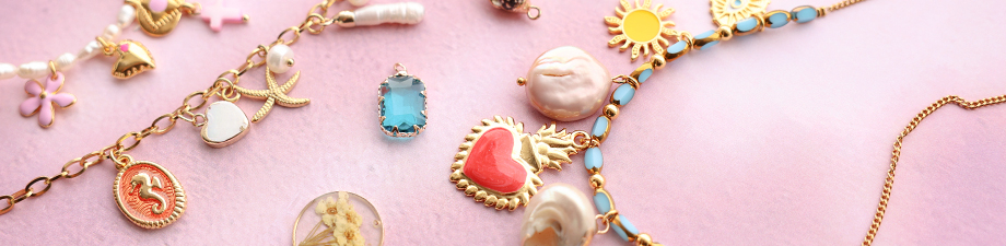 Just in! Musthave bedels DQ metaal met enamel Just in! Musthave bedels DQ metaal met enamel